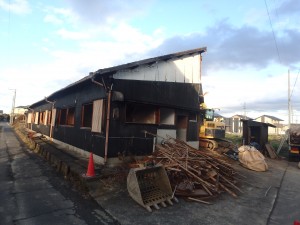 羽島市　木造倉庫解体工事